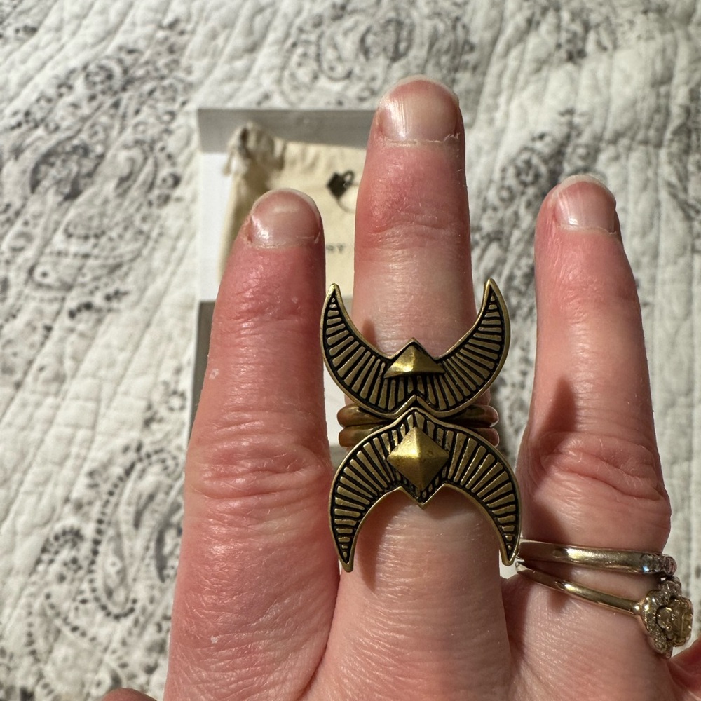 Spell & the Gyspy set of four rings 6 &8